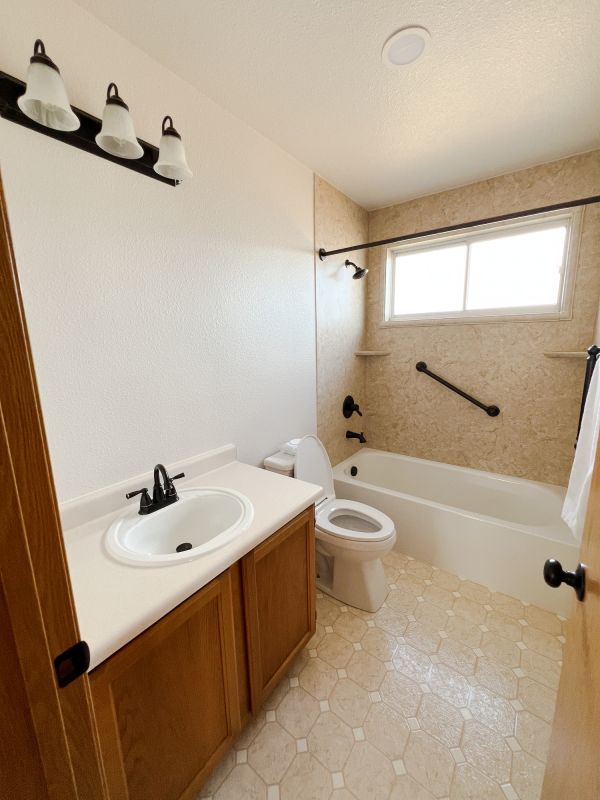 Top Bathroom Remodeling Companies in Valley Center, CA